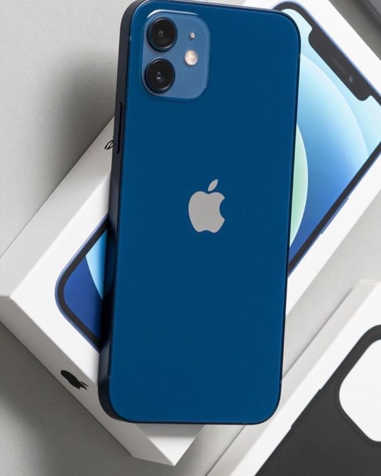 iPhone 12